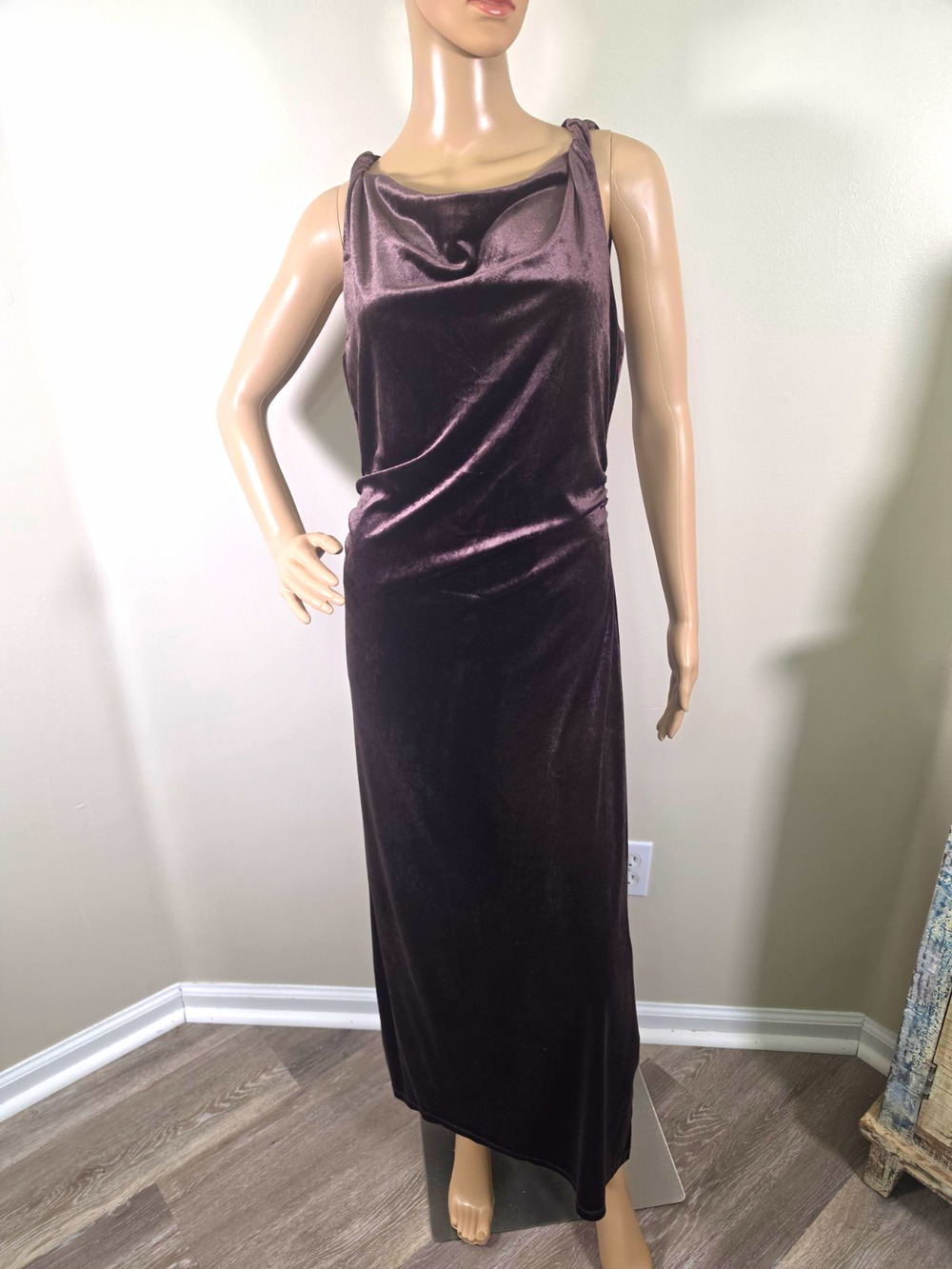 Taylor Women’s Brown Velvet Cowl Neck Ruched Long Gown Dress Sleeveless 8